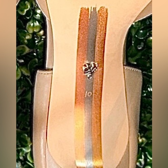 Sam Edelman Women's Beige Heels - Picture 5 of 5